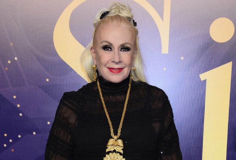 Laura Zapata manda severo mensaje a AMLO