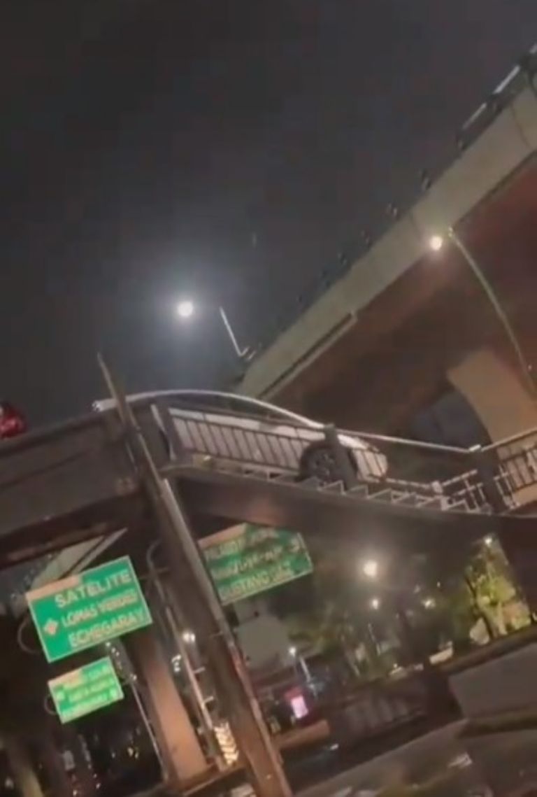 Puente en Periférico Norte