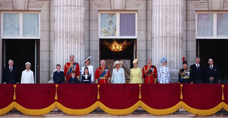 Princesa Ana es hospitalizada con severas heridas tras terrible accidente