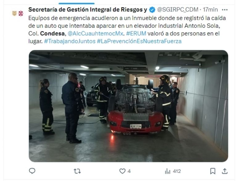 Cae vehículo de elevador en la Condesa. Foto: Twitter