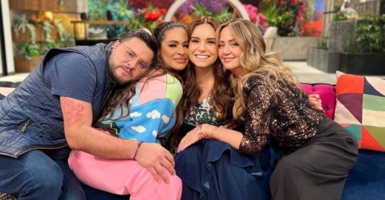 Andrea Legarreta le dice a Tania Rincón en Hoy que su pretendiente también le tira la onda a ella