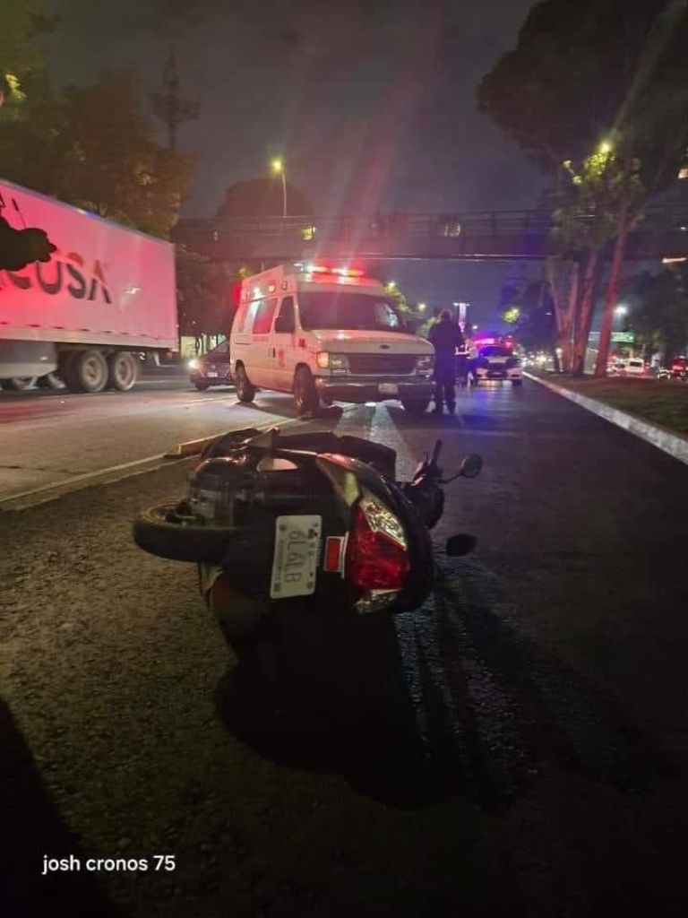 Motociclista muerto