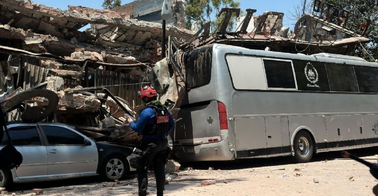 Colapsa la estructura del icónico centro nocturno 'El Patio'; José José se presentó ahí 