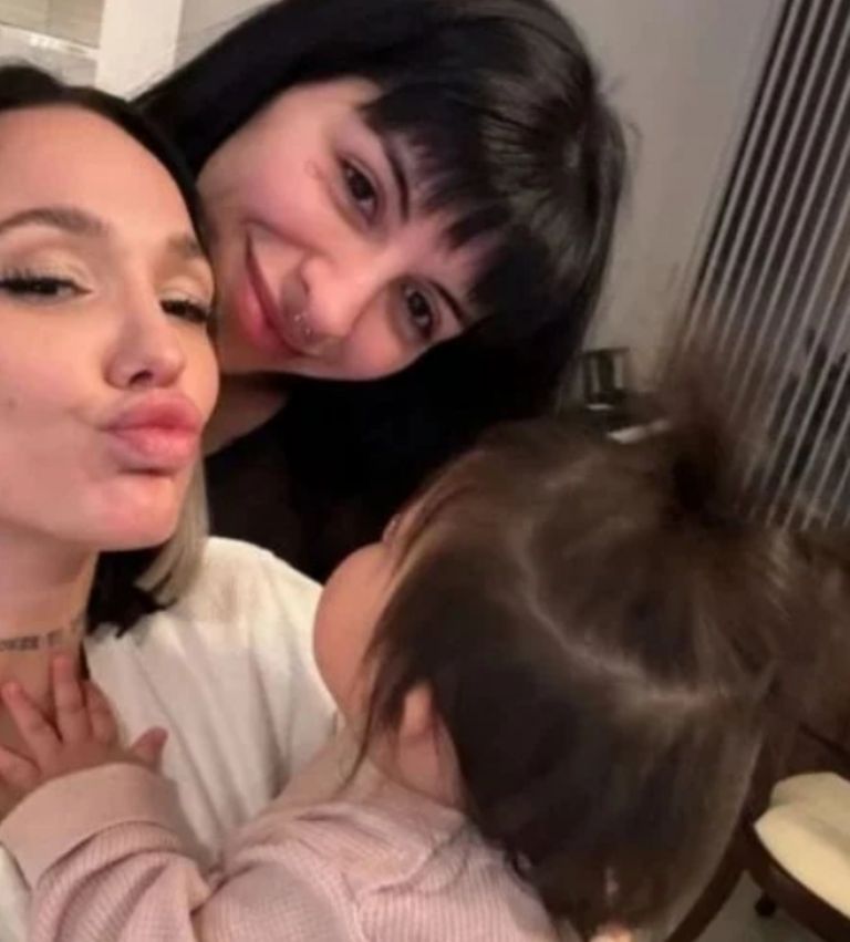 Cazzu se enfoca en su hija y su trabajo