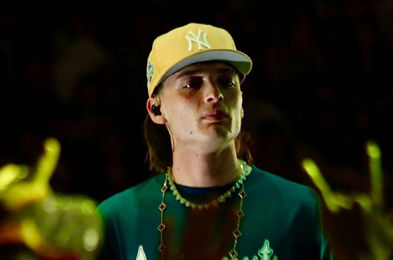 Peso Pluma habla de su momento más vergonzoso