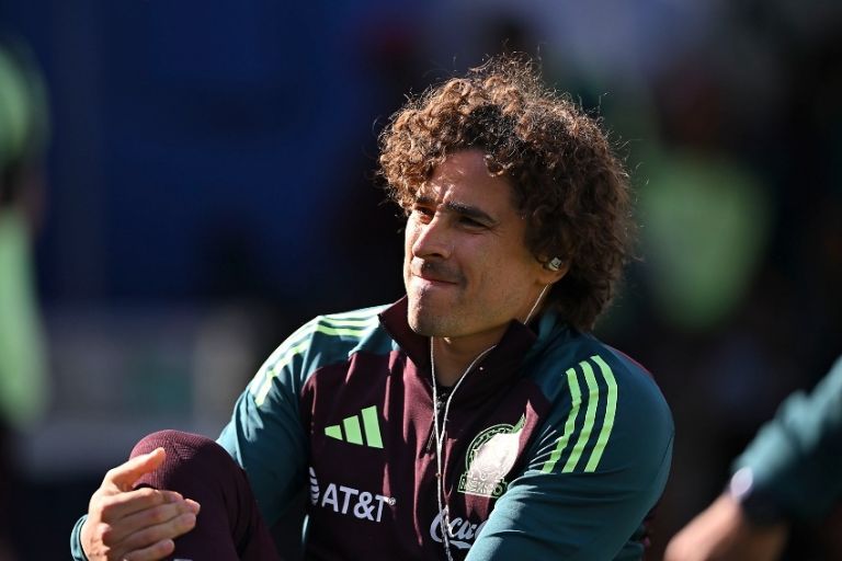 Guillermo Ochoa podría estar en LCDLF México