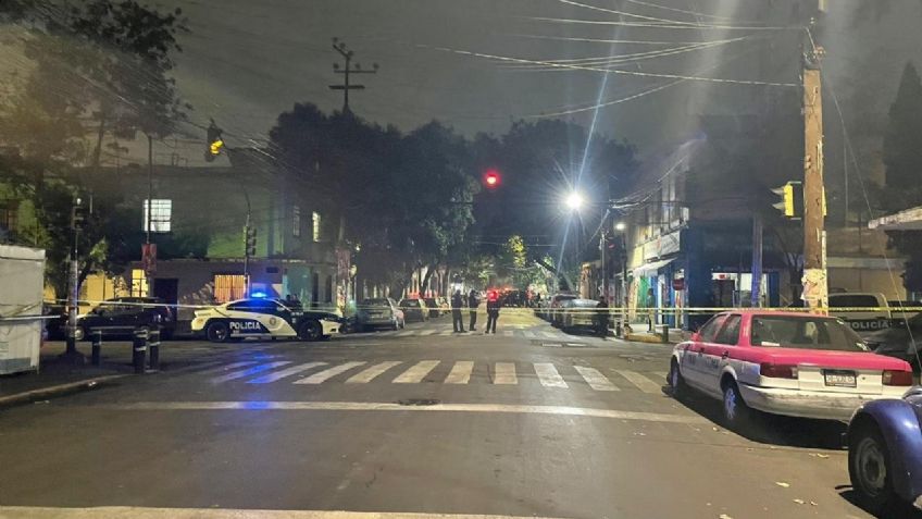 Sicarios ejecutan a mujer en la Cuauhtémoc: Balean a otro hombre y escapan