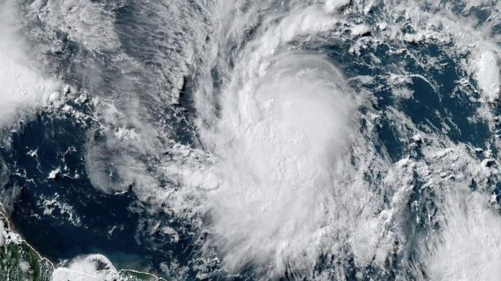 Huracán 'Beryl' retoma fuerza: Es categoría 4 HOY lunes 1 de julio 2024, informa NHC de EU