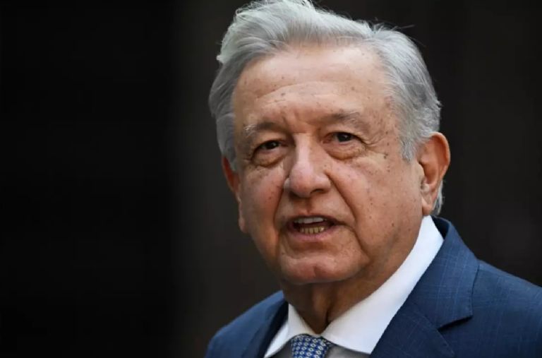 AMLO reacciona a polémica de 'El Fisgón' y Sergio Mayer