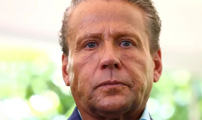 Adame tiene nuevo pleito, ahora con Olivia Collins