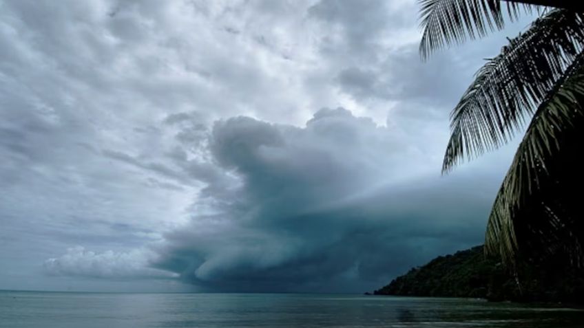 'Beryl' se intensifica a huracán categoría 5 y advierten de posible "catástrofe" a su paso