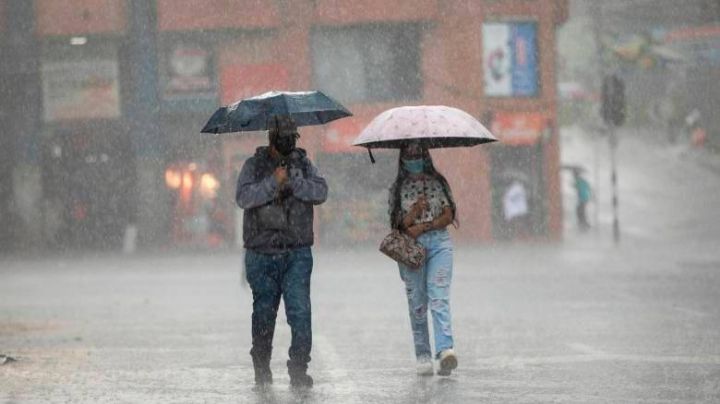 Ondas Tropicales 8 y 9 causarán tormentas en estos estados de México HOY jueves 11 de julio