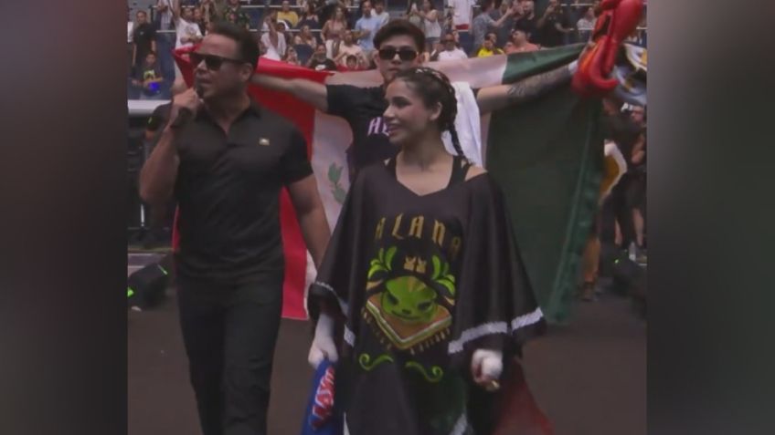 "No mam...": 'Luis Miguel' llega a La Velada del Año con Alana; cantan juntos 'La Bikina'