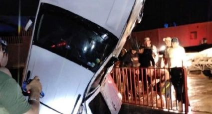 7 estudiantes mueren ahogados al hundirse su camioneta en Coatzacoalcos, Veracruz