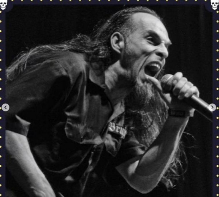 Confirman la muerte de Pinche Peach