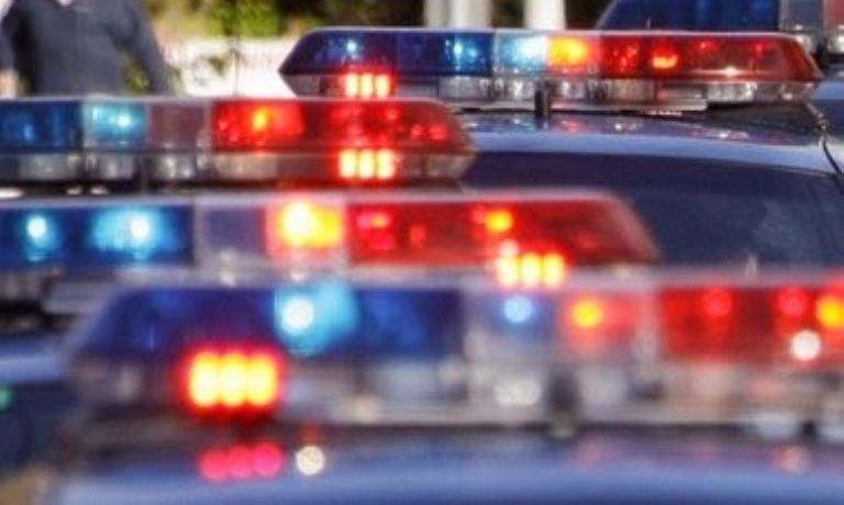 Autoridades buscan a conductor que atropelló y pasó encima de una mujer en Nezahualcóyotl