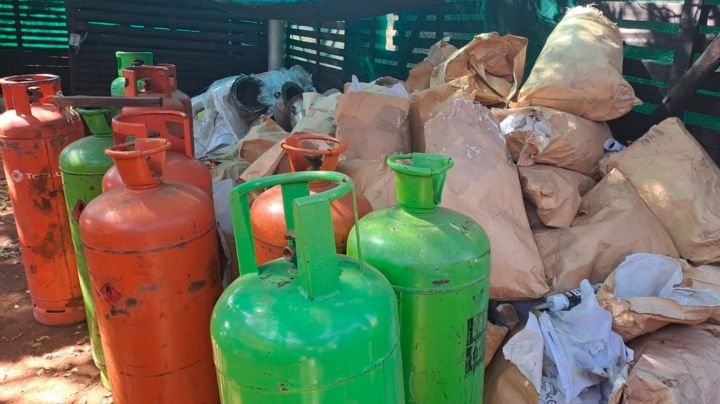 Detienen a dos mexicanos en laboratorio de sustancias ilegales en Sudáfrica; esto se sabe