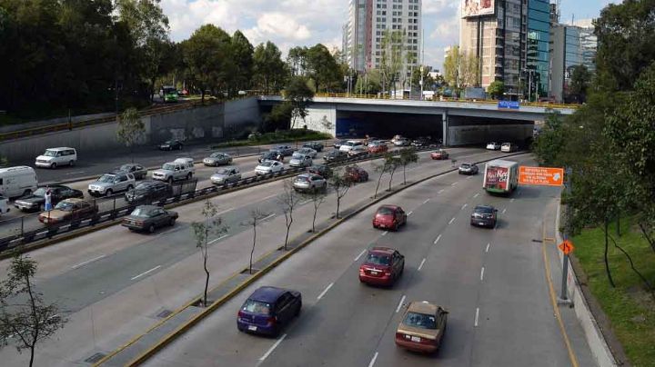 Choque en carriles centrales de Circuito Interior moviliza a las autoridades de CDMX