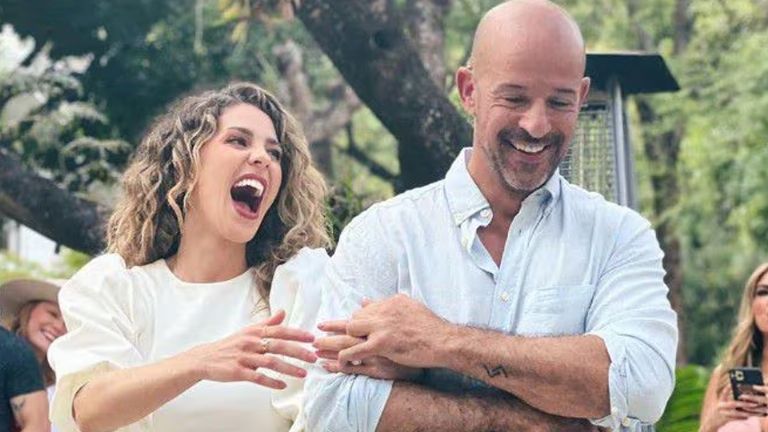 Regina ya está divorciada de Tono Beltranena