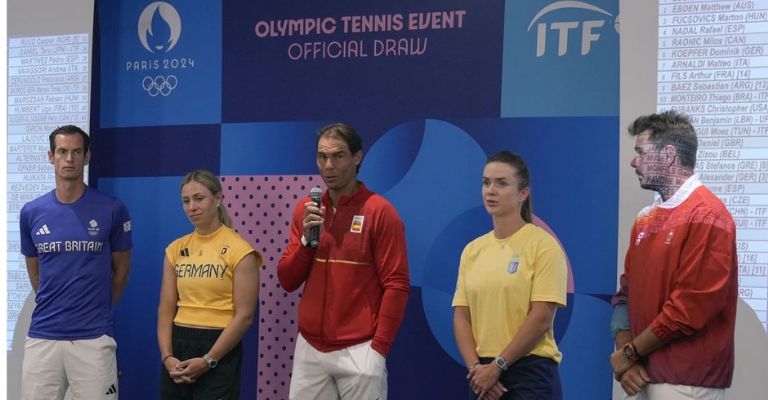 Los tenistas durante el sorteo de los juegos