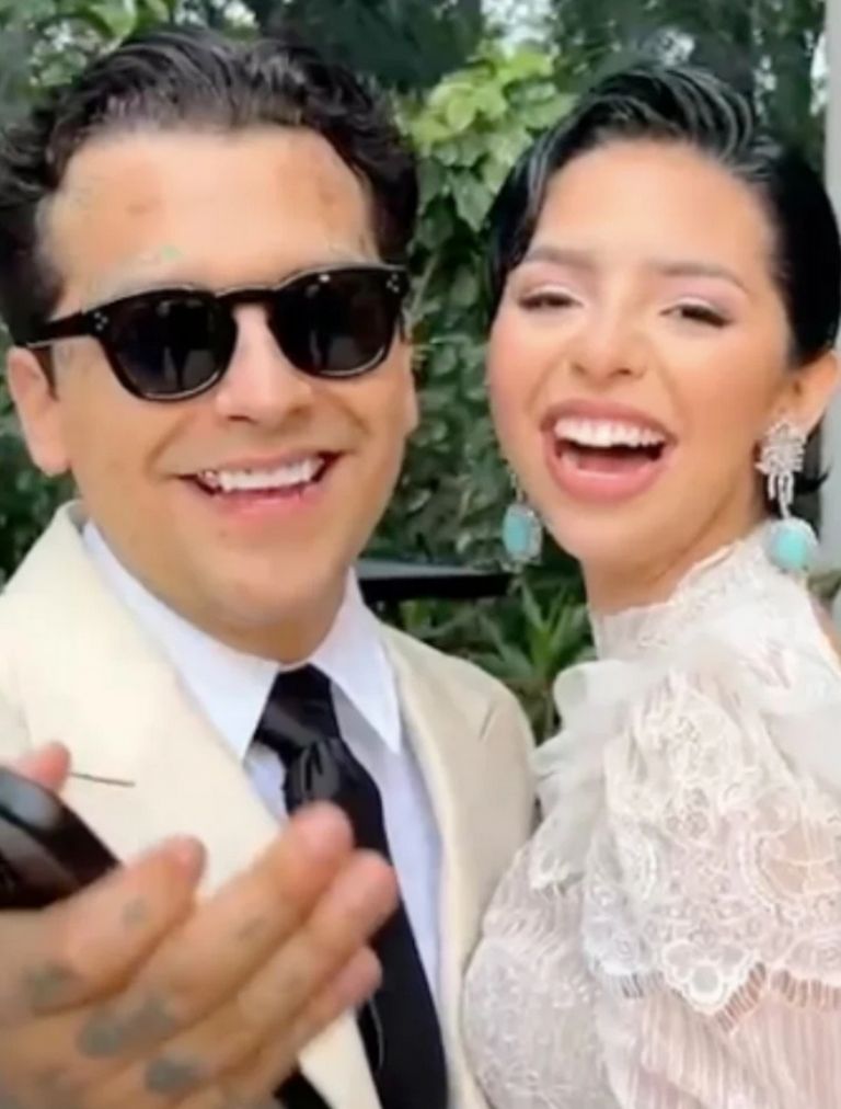 Adamari López sale en defensa de Nodal y Ángela Aguilar