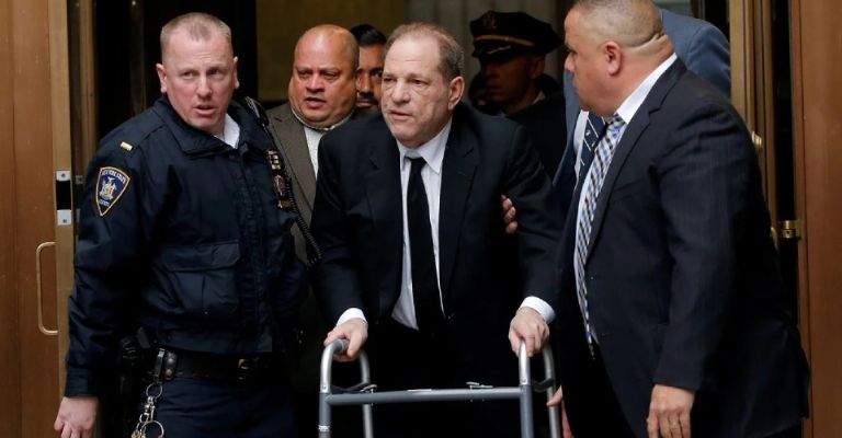 Harvey Weinstein es hospitalizado grave con Covid-19 y neumonía