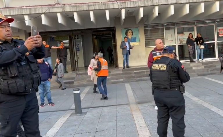Apuñalan a hombre en Metro Juárez