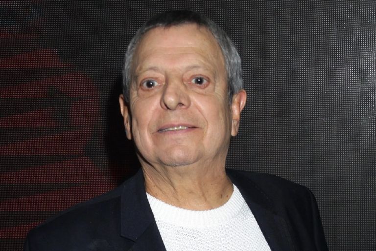 César Bono revela la razón por la que no pudo trabajar con José José 