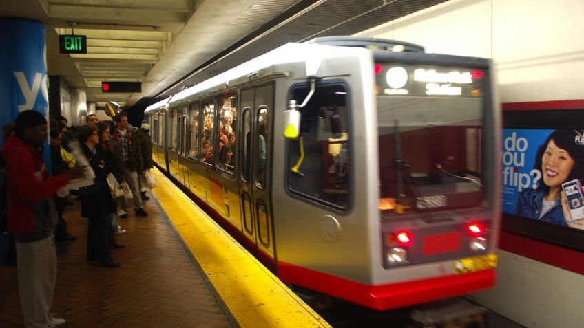 Hombre avienta a mujer a las vías del Metro: Víctima muere en nosocomio de California