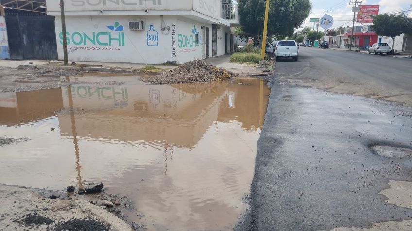 Reciente lluvia en Ciudad Obregón deja varias calles inundadas por falta de drenaje pluvial