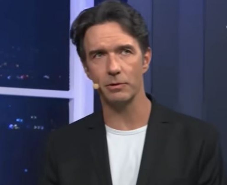 Conductor de Miembros al Aire anuncia su salida del programa