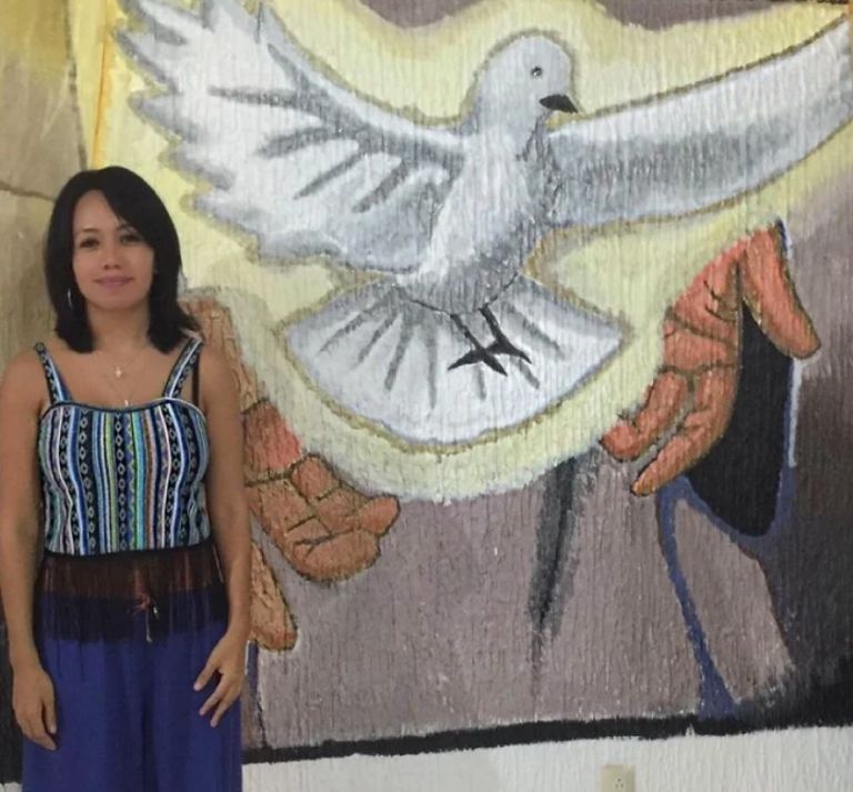 Meses más tarde abandonó el cristianismo tras 'meterse' con un pastor