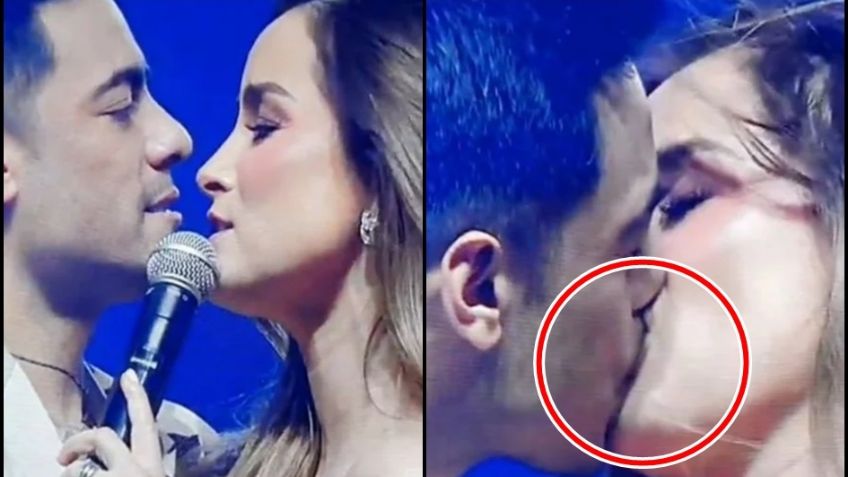 ¿Fue una puesta en escena? Acusan a Carlos Rivera de darle beso falso a Cynthia Rodríguez