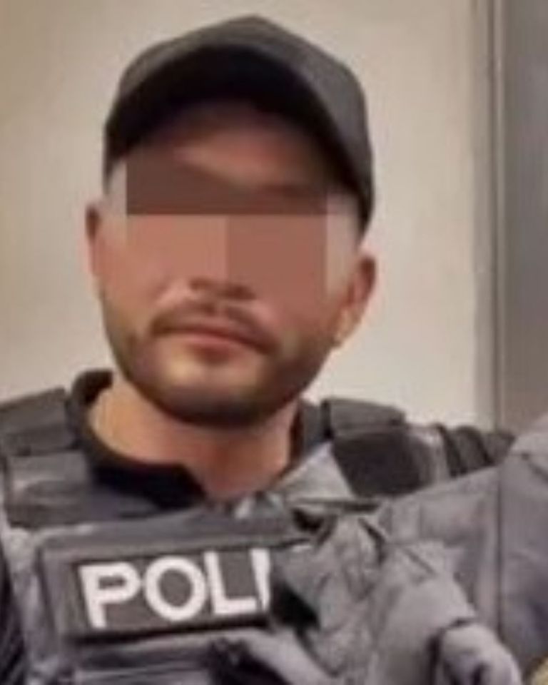 Hombre que graba con Luna Bella sí es policía