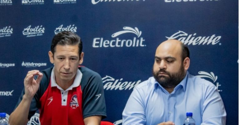 Cimarrones presenta a sus directivos