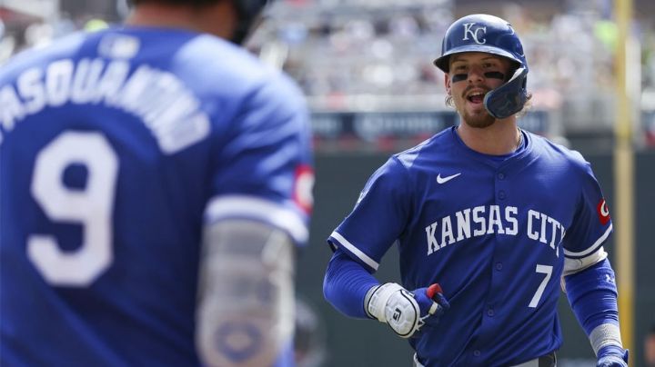 Bobby Witt Jr. conecta cuadrangular y los Reales evitan limpia ante Mellizos