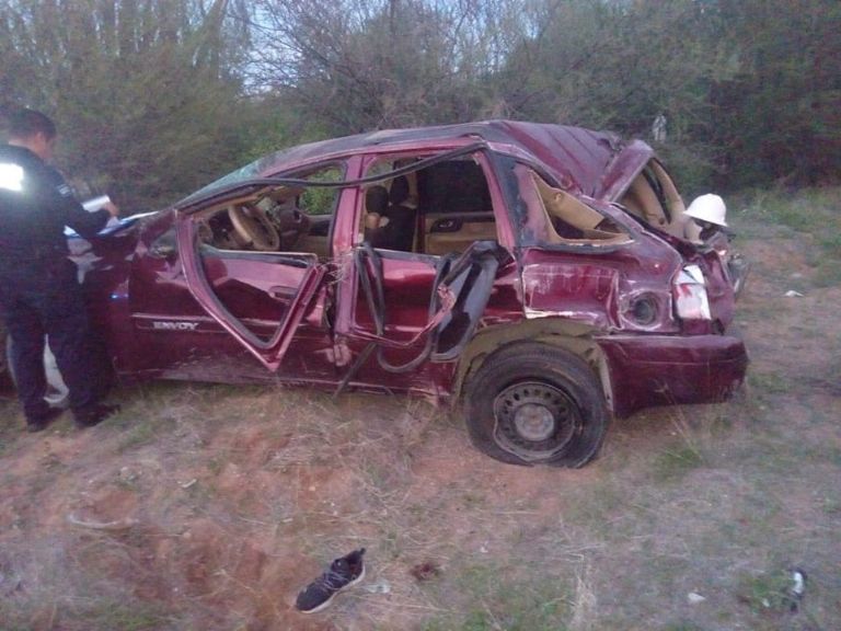 Accidente en la carretera  Ures y Rayón