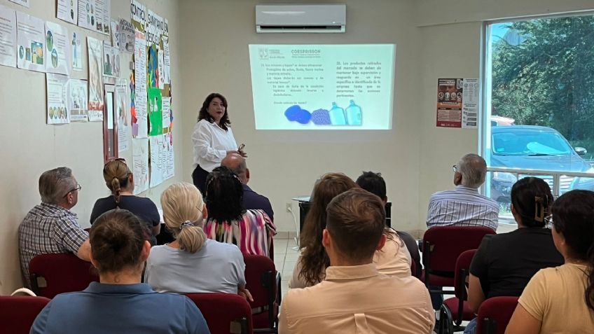 Coesprisson capacita a vendedores de alimentos en la vía pública y a tienditas escolares