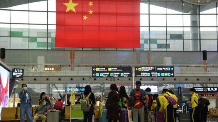 China toma medidas estrictas ante mpox; instala filtros de detección en aeropuertos