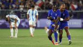 Foto ilustrativa de la nota titulada Francia vence a Argentina en peleado encuentre y lo elimina del futbol de París