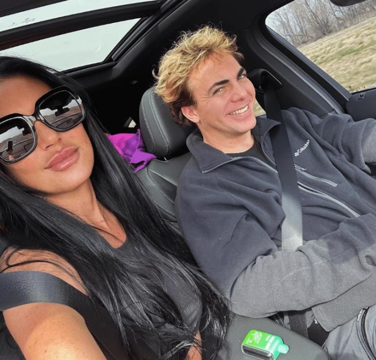 Fans creen que ambos necesitar asistir a terapia