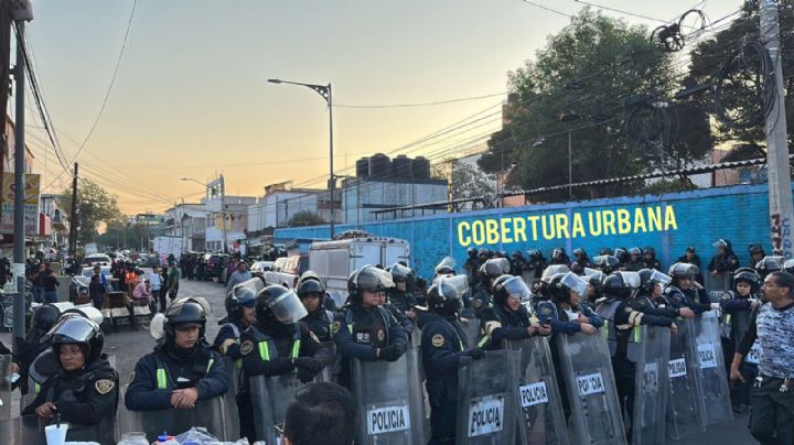 Golpe al narco en CDMX: Caen 8 delincuentes en la Venustiano Carranza con armas y drogas