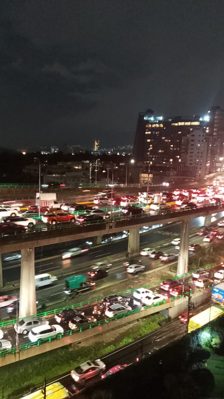 Bloqueo en Periférico Sur