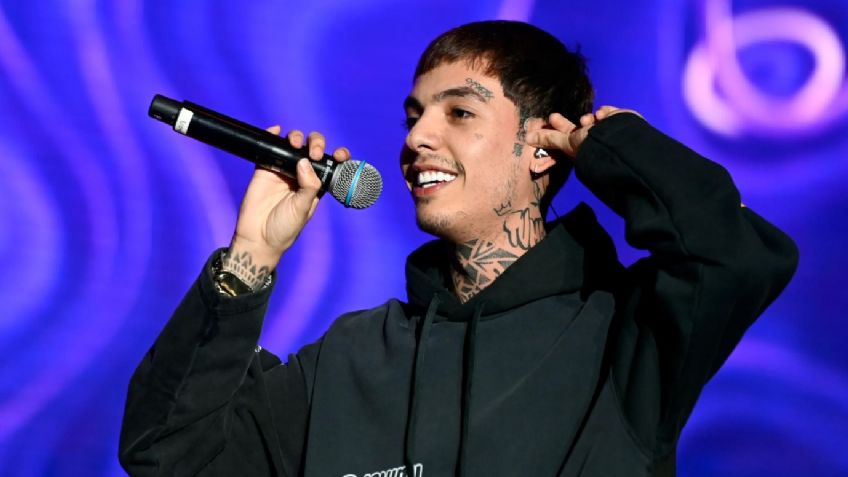 Natanael Cano prepara video musical en Hermosillo con el automóvil por el que fue multado