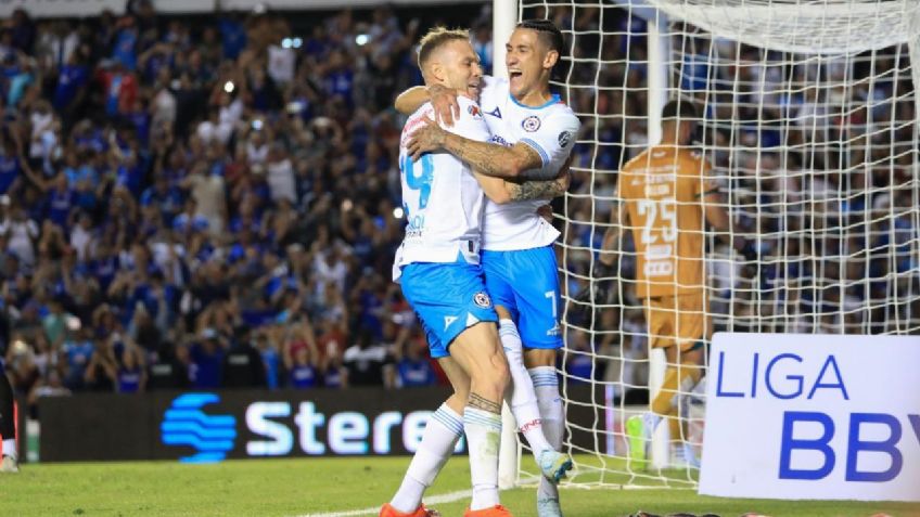 La Máquina derrota a Querétaro y no suela el liderato de la Liga MX