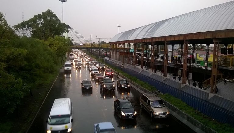 Héctor 'N' es baleado en Iztacalco 