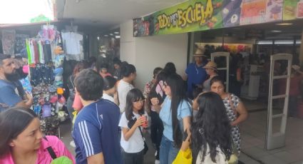 Ciudad Obregón: Padres de familia realizan compras de última hora ante regreso a clases