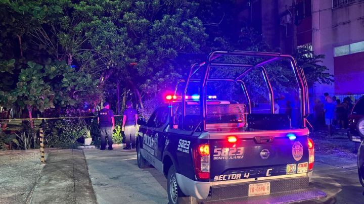 Sicarios ejecutan a tres en fraccionamiento 'Paraíso Maya' en Cancún, Quintana Roo