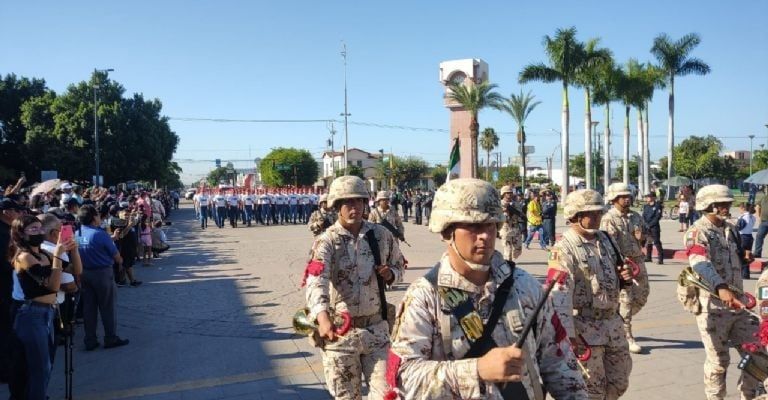  Convocan a desfile con motivo del 214 aniversario de la lucha de Independencia
