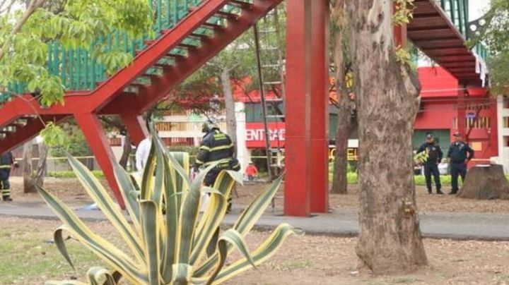 Macabro hallazgo: hombre se cuelga de portería en deportivo de Toluca, Edomex
